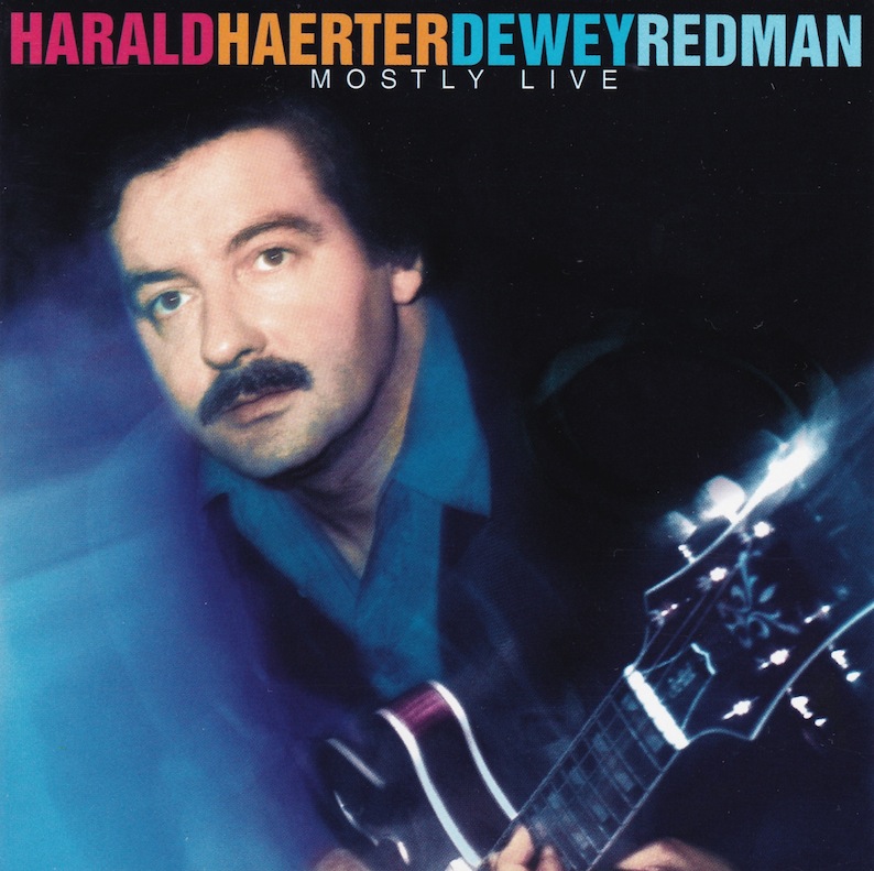  Cover Design: Düde Dürst 